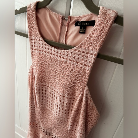 EUC City Studio Blush Lace Sleeveless Dress w/Asymmetrical Neckline, Lined - Picture 9 of 14